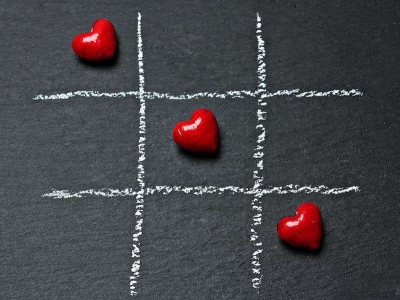 Three hearts in a grid